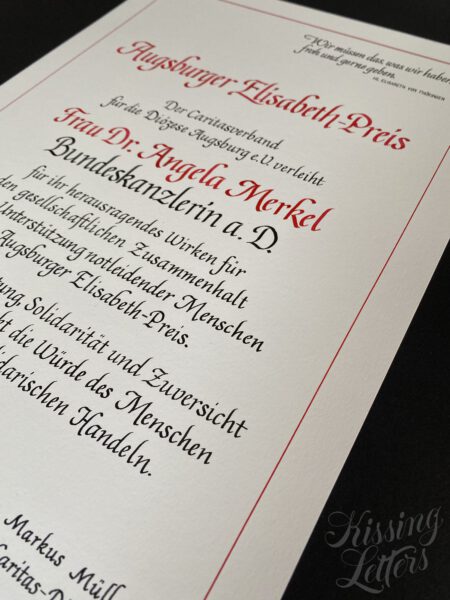 KissingLetters Kalligraphie Augsburg Urkunde für Frau Dr. Angela Merkel